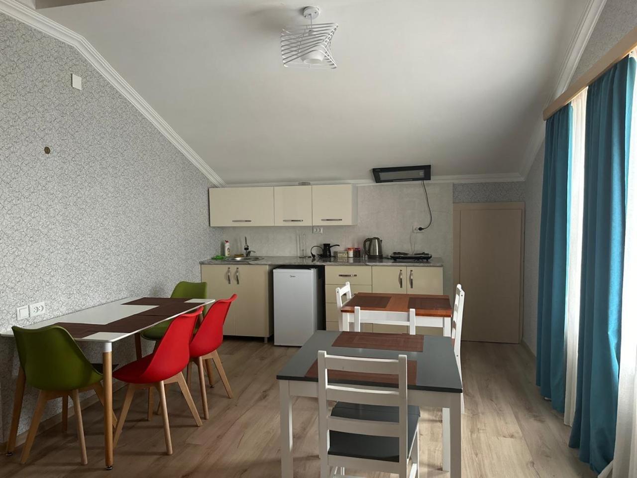 Ferienwohnung Happy House Kutaissi Exterior foto