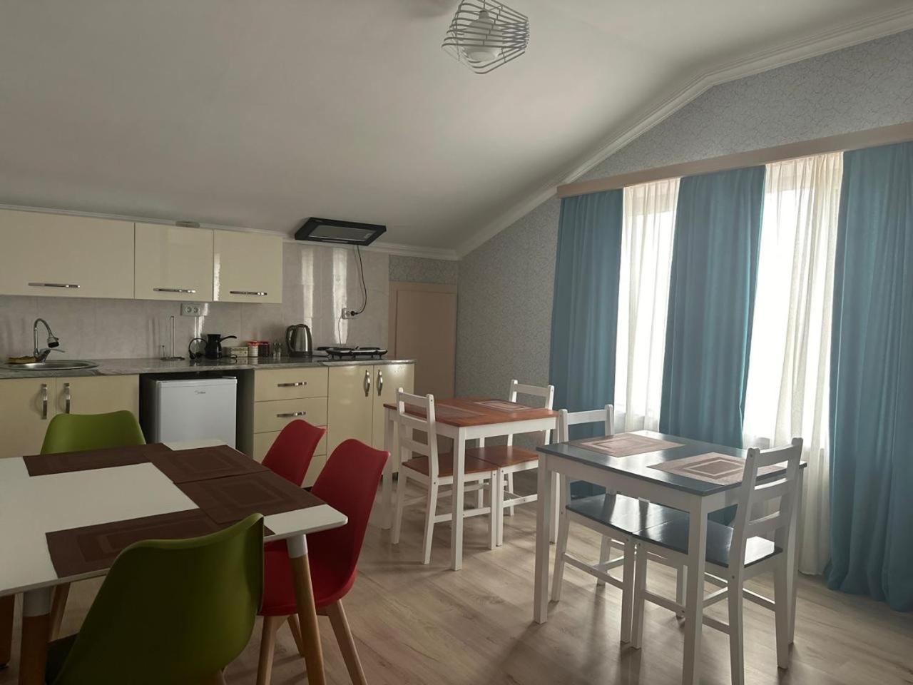 Ferienwohnung Happy House Kutaissi Exterior foto